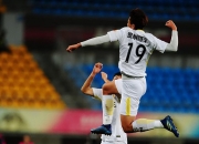 老鹰大胜太阳，取得关键胜利