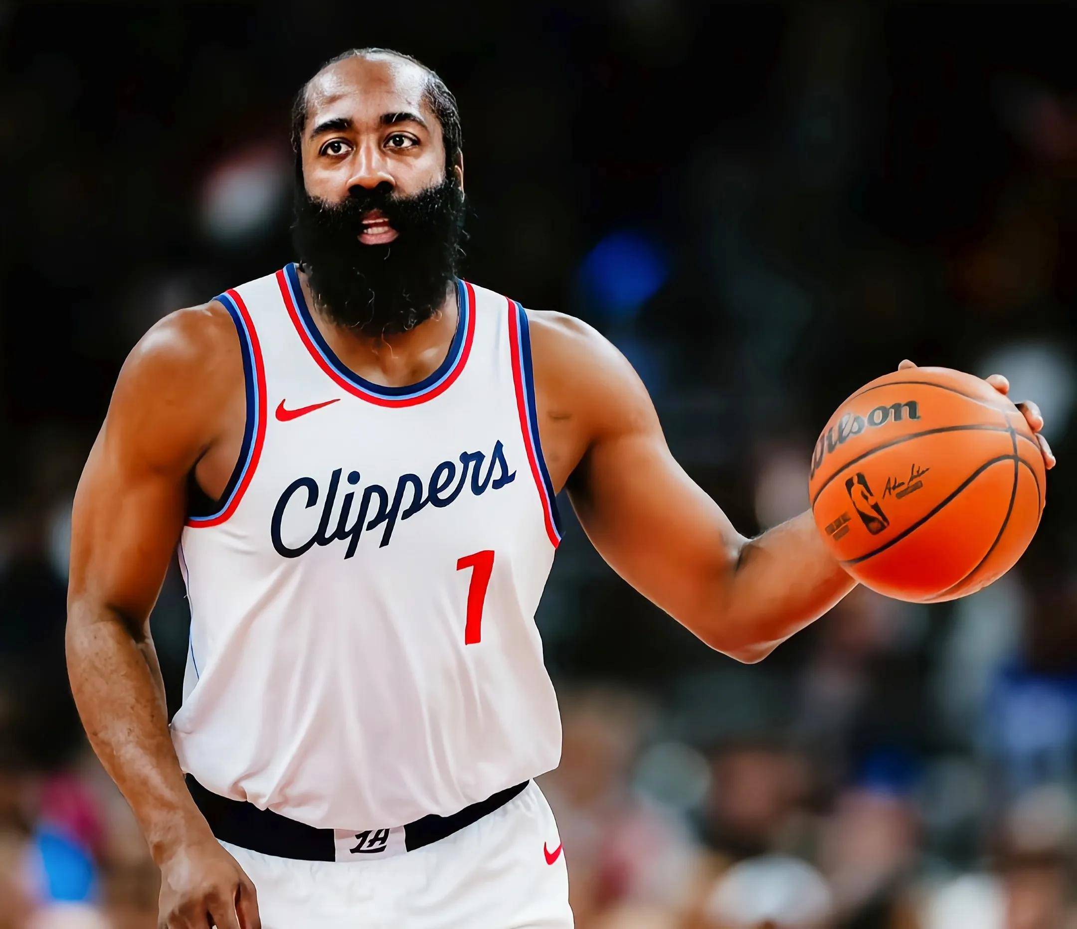 快船队击败公牛队获胜