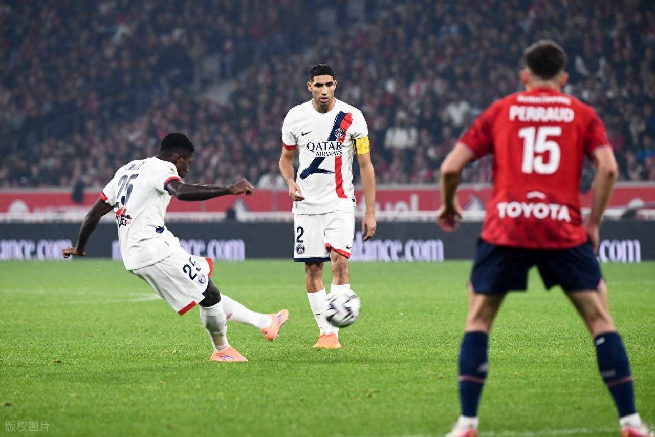 关于斯特拉斯堡客场击败巴黎FC,领先优势扩大的信息 关于斯特拉斯堡客场击败巴黎FC,领先优势扩大的信息