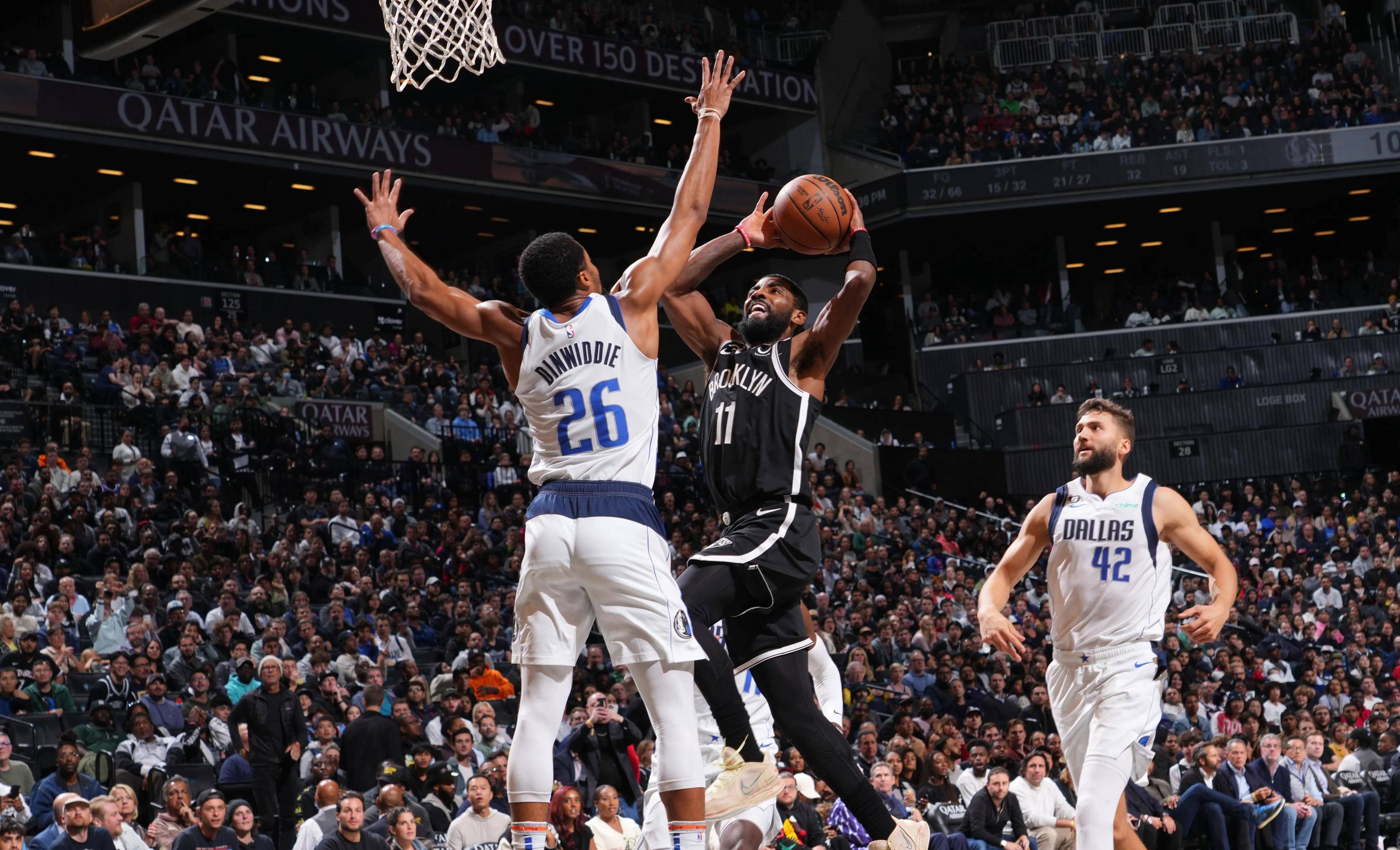 篮网搏杀公牛，欧文狂勇砍30分