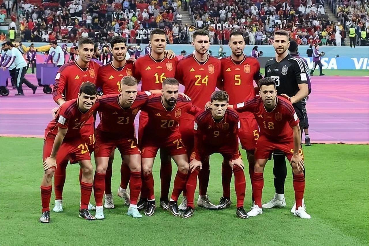 英格兰队逆转比分,跻身欧洲杯四强 英格兰队逆转比分,跻身欧洲杯四强